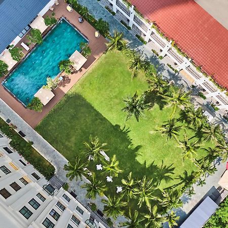 Nesta Hotel Da Nang Exterior foto