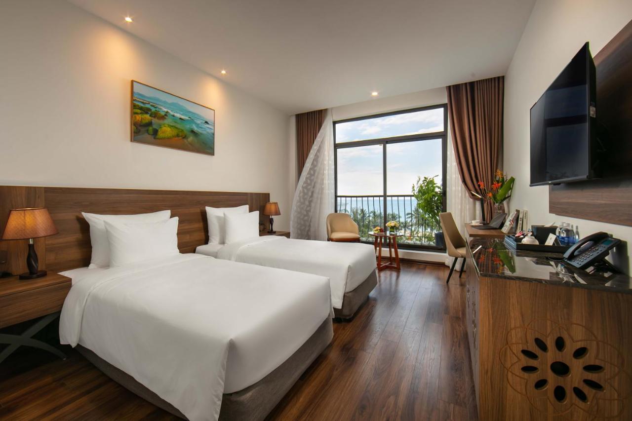 Nesta Hotel Da Nang Exterior foto